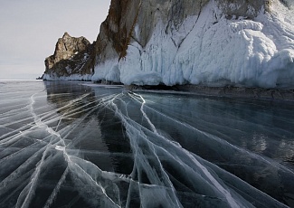 Просто посмотреть лёд Байкала 2025